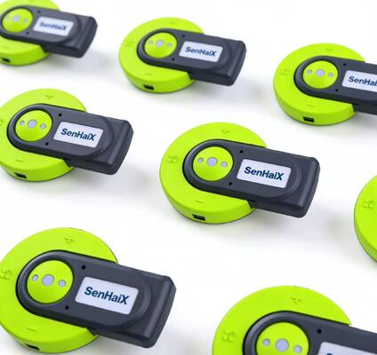 Buy 森海克斯2025新款对讲机SHX-U5小型全国迷你领夹式美容院餐厅公网无线电 online manufacture